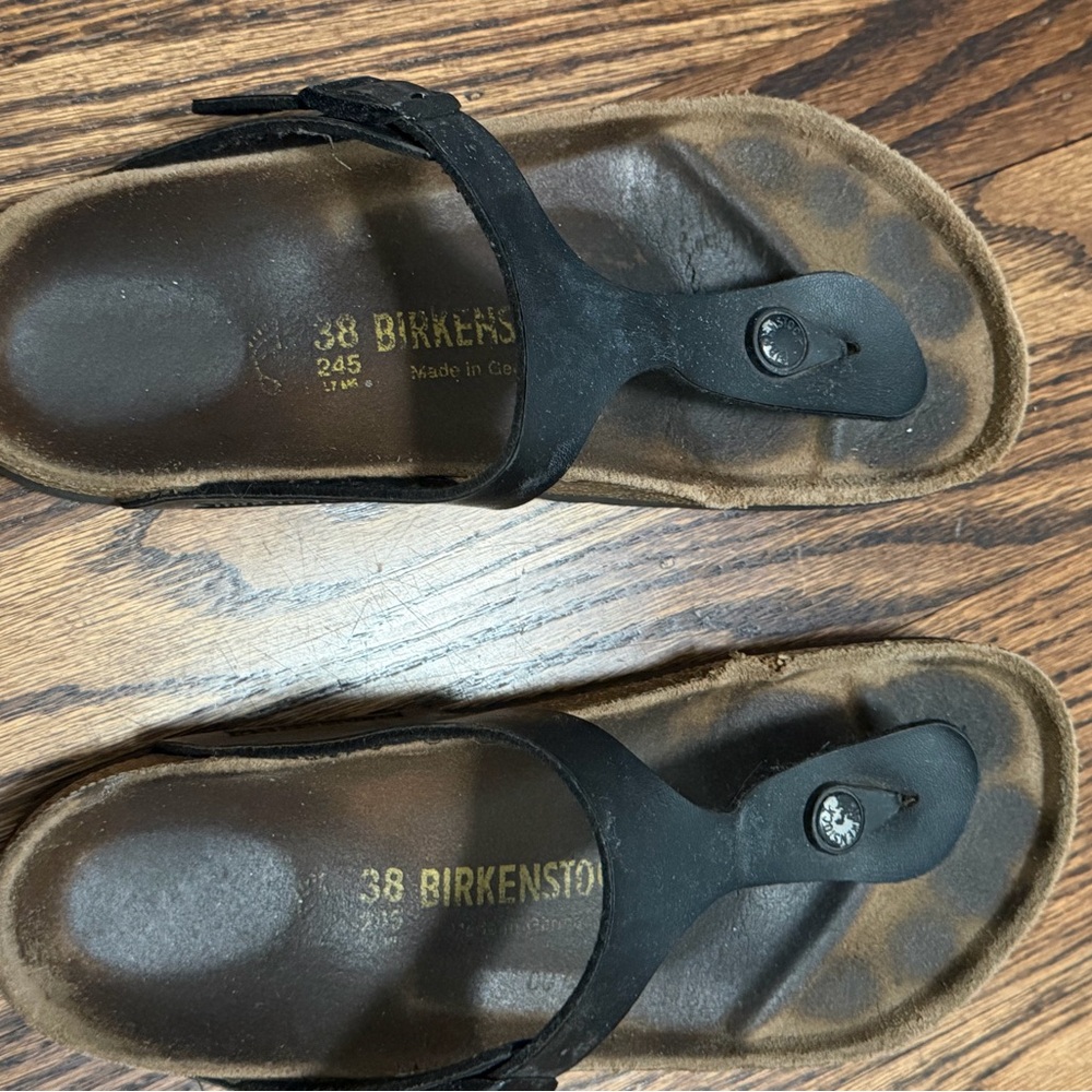 Birkenstock Gizeh Black Thong Sandals, size 38 - Picture 2 of 4